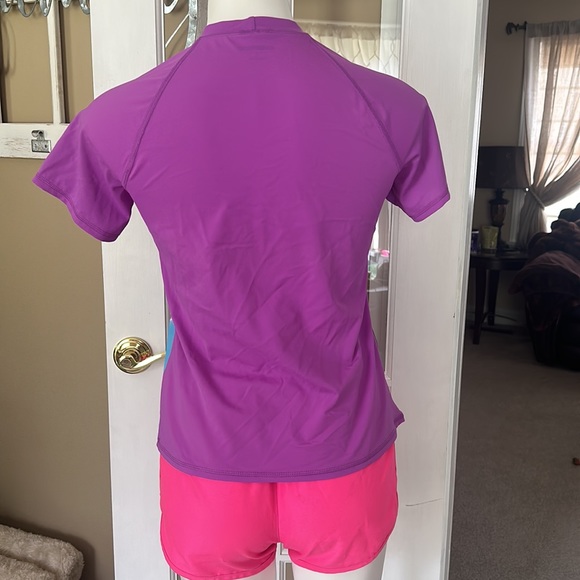 Rash Guard - Picture 2 of 2